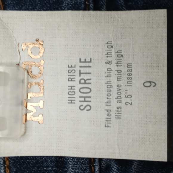 Mudd Juniors Shorts - Picture 7 of 9